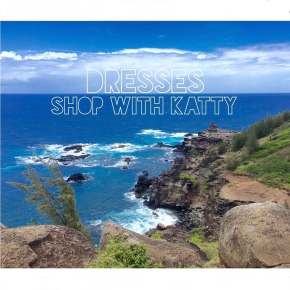 👗DRESSES👗 - Picture 2 of 2